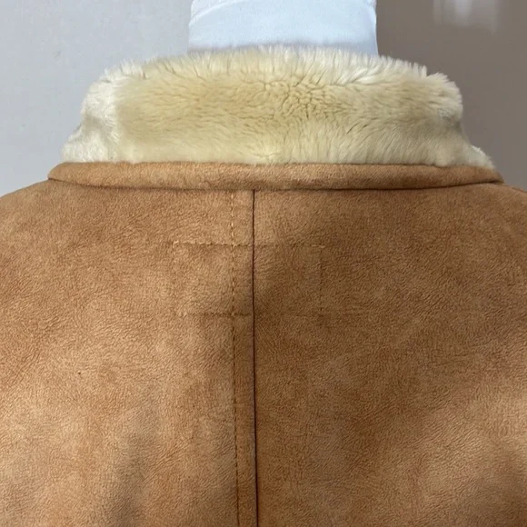 Haupt Outerwear made in Germany camel and shearling zip up inner outer pocket - Picture 7 of 15